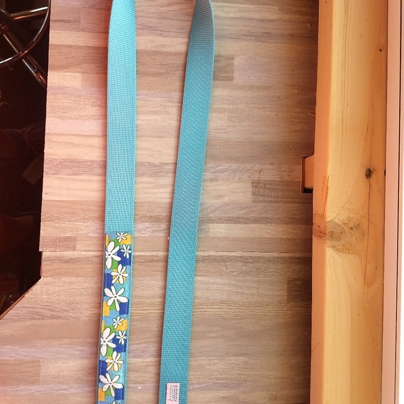 Douglas Paquette Floral Belt Retired Floral - Picture 4 of 4